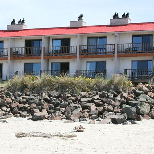 Tradewinds Motel Рокуэй-Бич Экстерьер фото